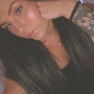 Meet your Posher, Devon